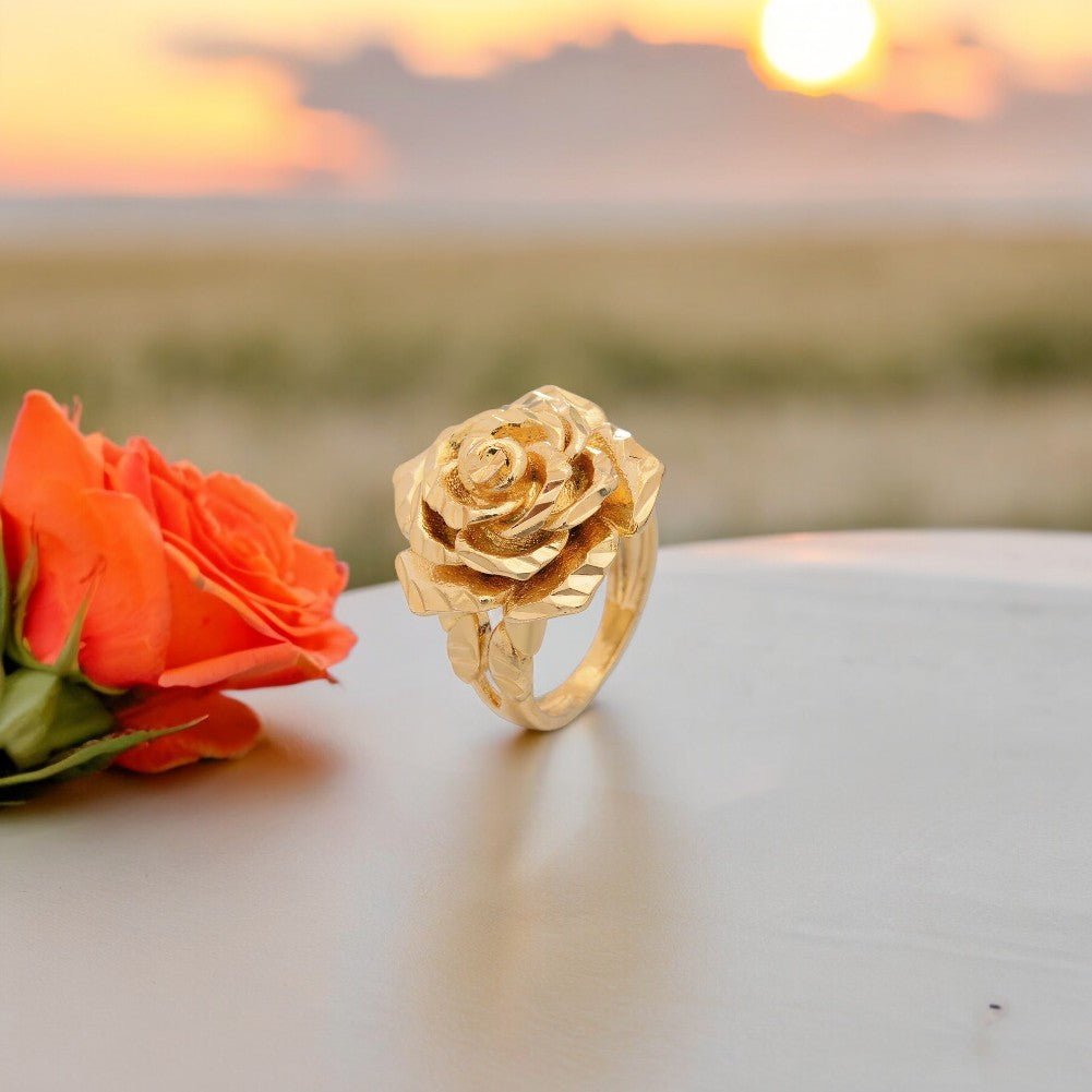 Bague en or en forme de rose - Ozeroz